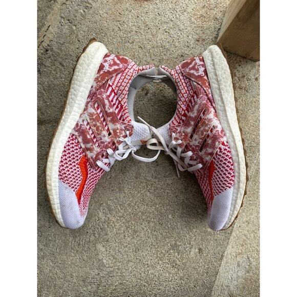 Adidas UltraBoost 5.0 DNA Cloud White Red Women's Size 9.5 Running Shoes GY3190 - Picture 6 of 9